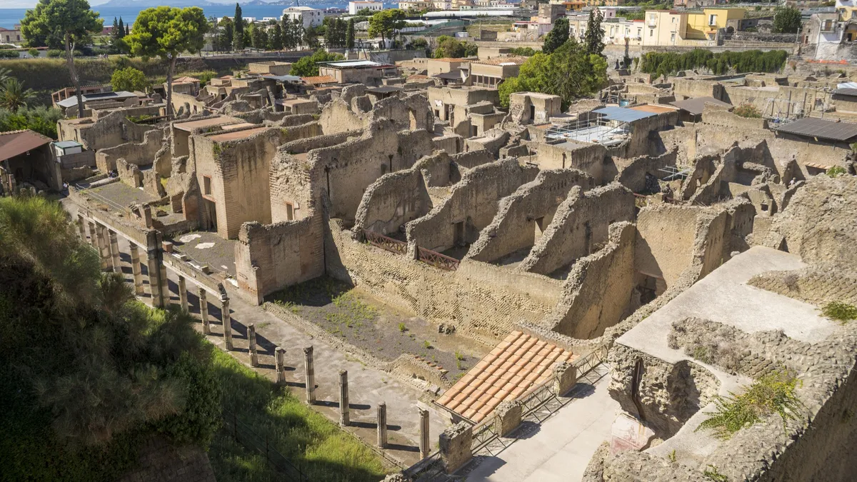 Pompeii and Herculaneum tour-9